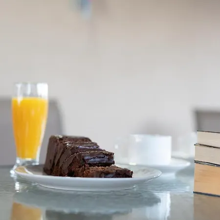 Berlie Villa Keramiaí